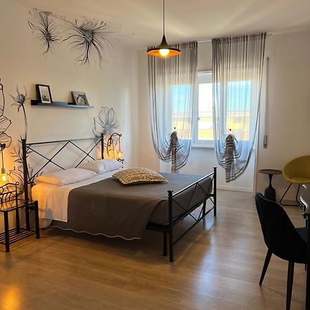 Eufonia Vinyl Friendly Apartment Рим Екстер'єр фото