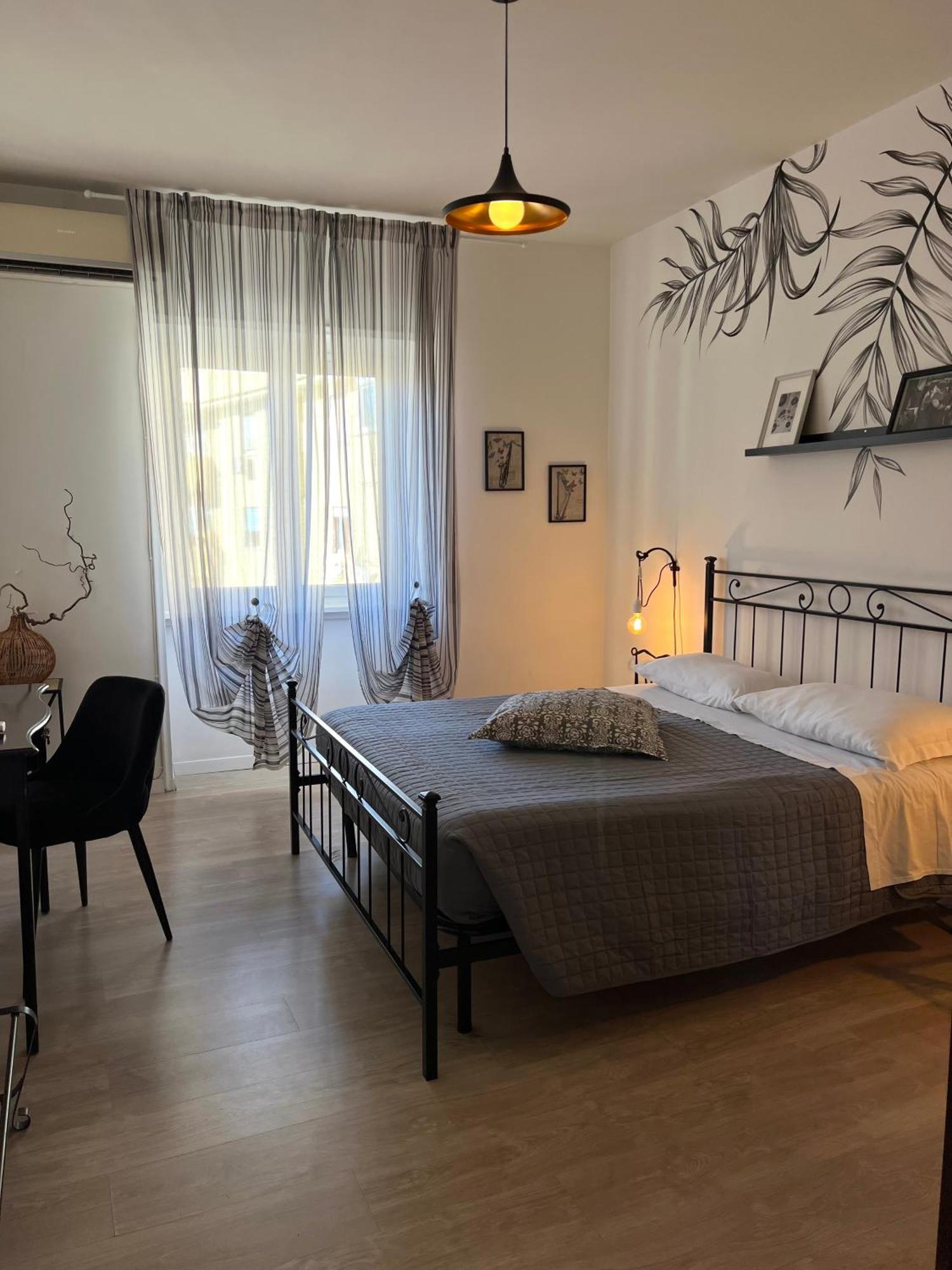 Eufonia Vinyl Friendly Apartment Рим Екстер'єр фото
